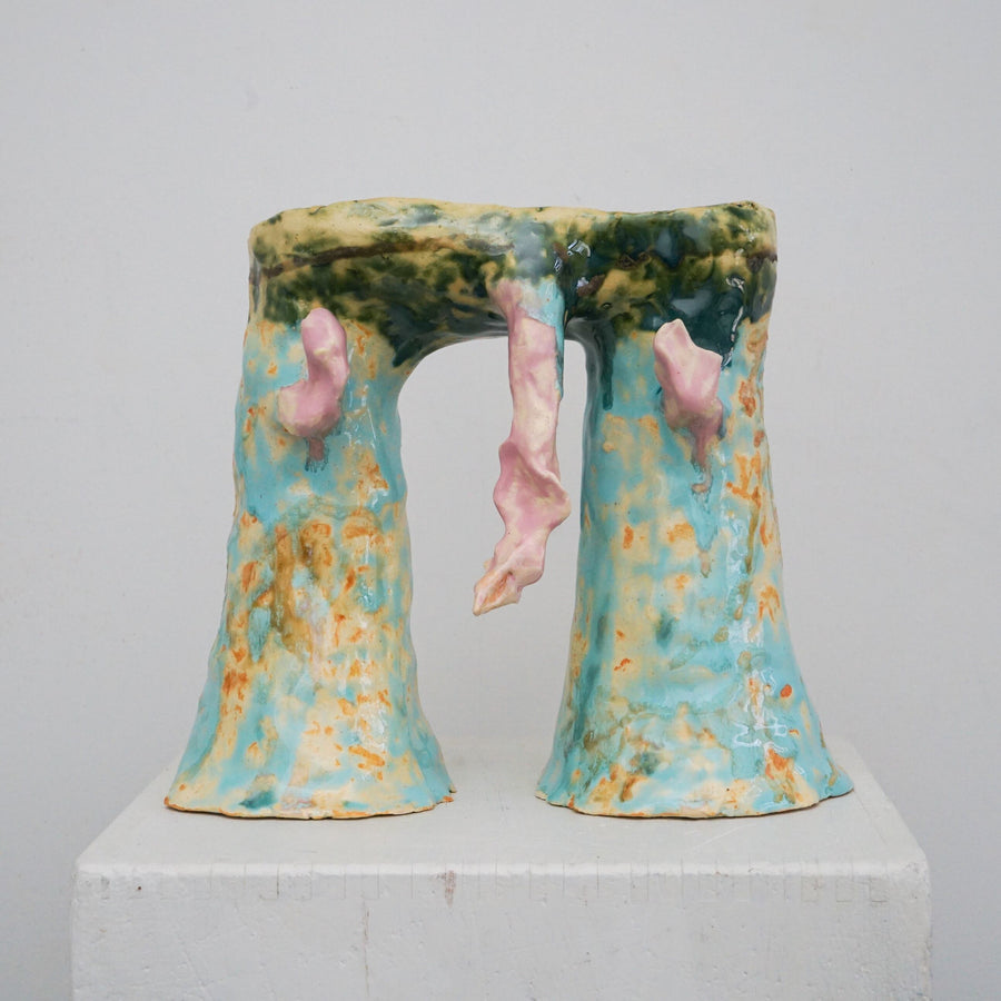 AHMED MANNAN｜巨人の足の陶芸